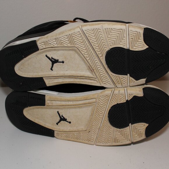 Jordan 4 Retro Royalty SZ 10.5 - Picture 6 of 13